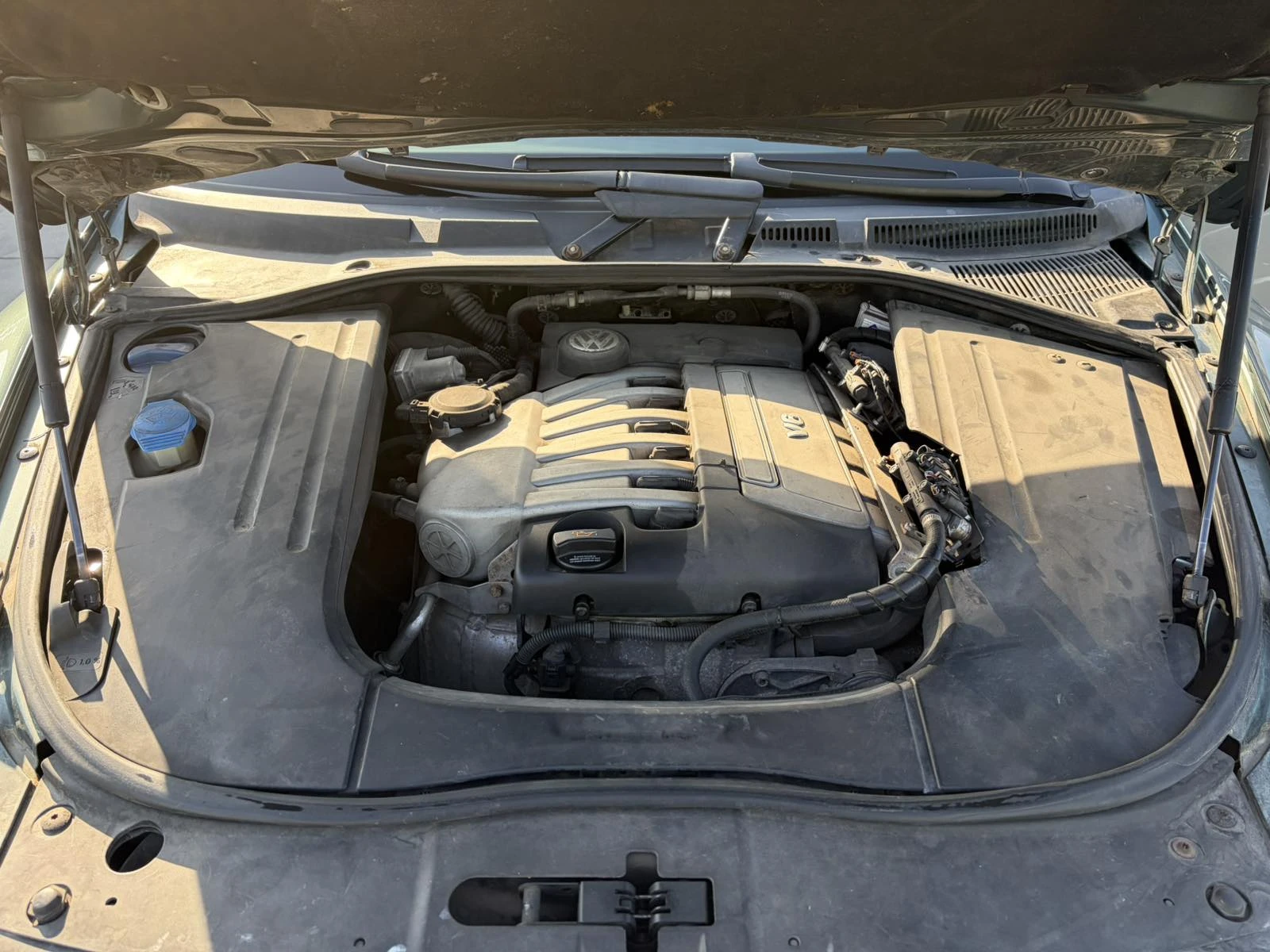 VW Touareg 3, 2 LPG, снимка 13 - Автомобили и джипове - 54413852