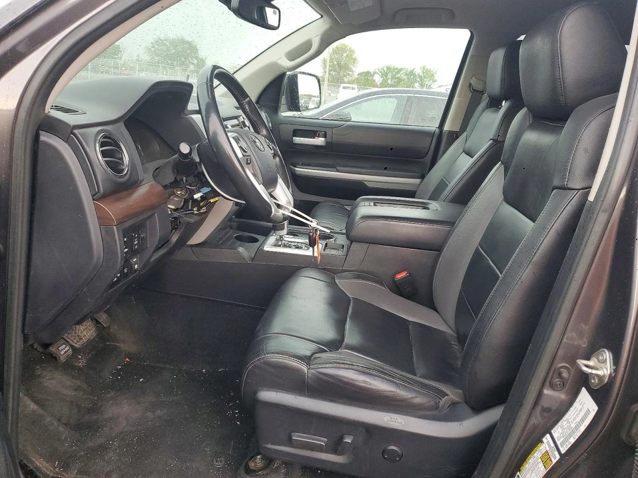 Toyota Tundra 5.7l Crewmax Limited, снимка 7 - Автомобили и джипове - 54731458