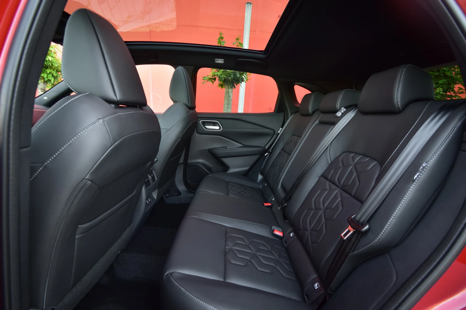 Nissan Qashqai Tekna, снимка 7 - Автомобили и джипове - 55378264