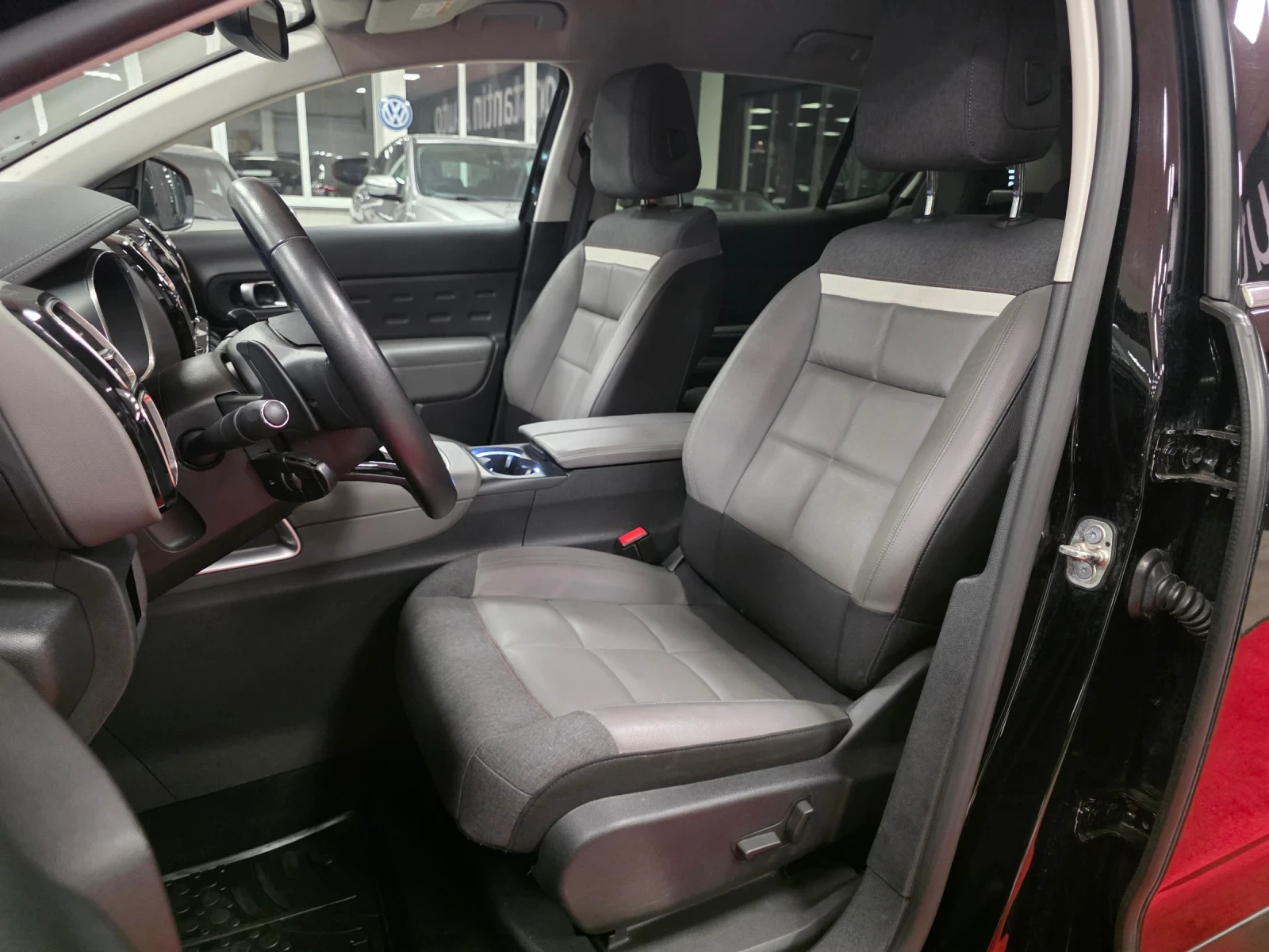 Citroen C5 Aircross 1.5 BlueHDI | EAT8 , снимка 11 - Автомобили и джипове - 55431440