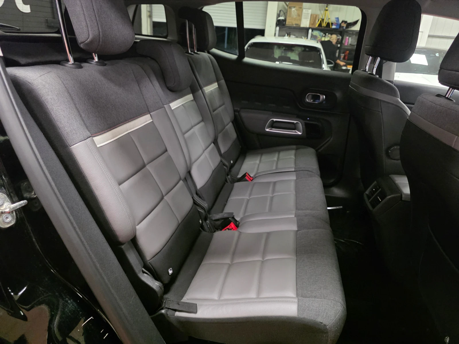 Citroen C5 Aircross 1.5 BlueHDI | EAT8 , снимка 13 - Автомобили и джипове - 55431440