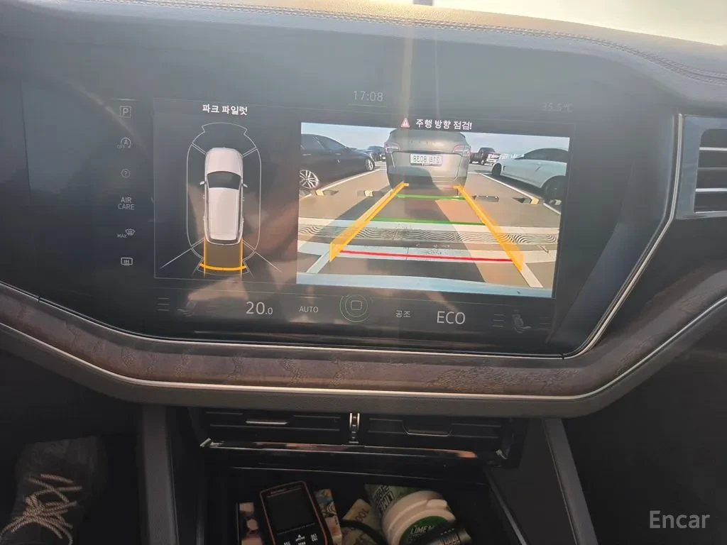 VW Touareg 3.0 TDI PRESTIGE* ВЪЗДУШНО* PANORAMA* 4MOTION* TV*, снимка 7 - Автомобили и джипове - 55806214