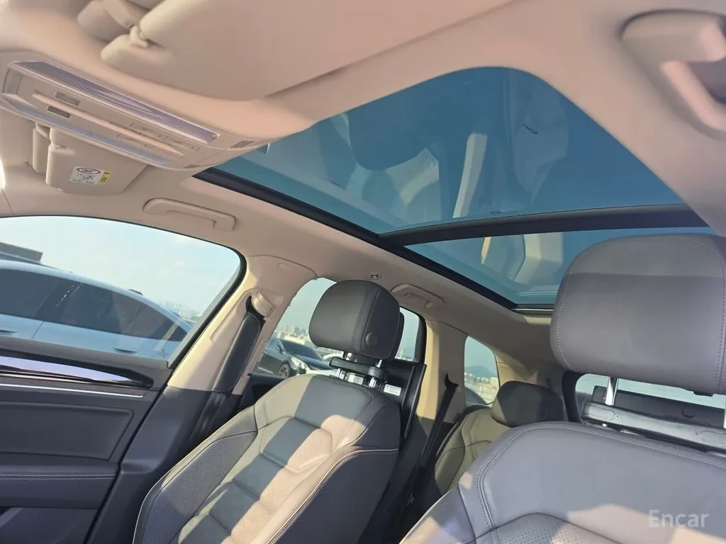 VW Touareg 3.0 TDI PRESTIGE* ВЪЗДУШНО* PANORAMA* 4MOTION* TV*, снимка 9 - Автомобили и джипове - 55806214