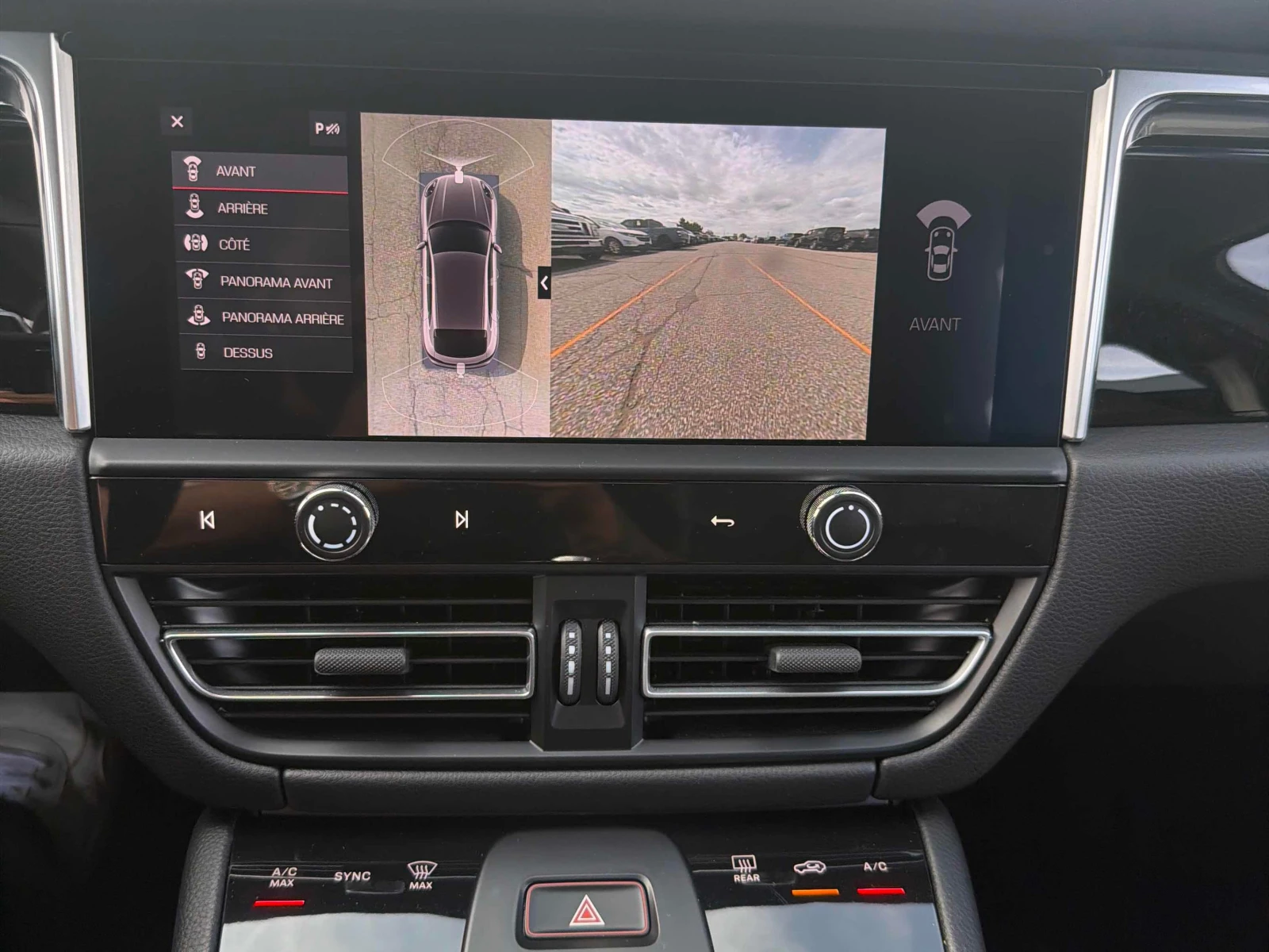 Porsche Macan DISTRONIC* BOSE* 360* ОБУДХВАНЕ* , снимка 9 - Автомобили и джипове - 56113140