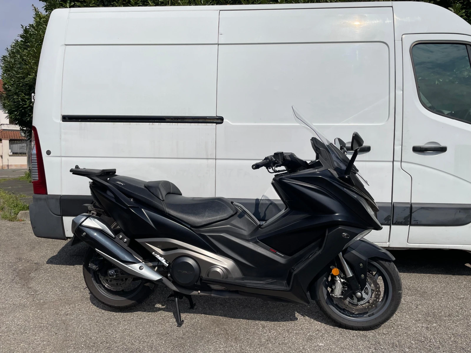 Kymco AK 550 TC* ABS* LED* ST, снимка 4 - Мотоциклети и мототехника - 53925041