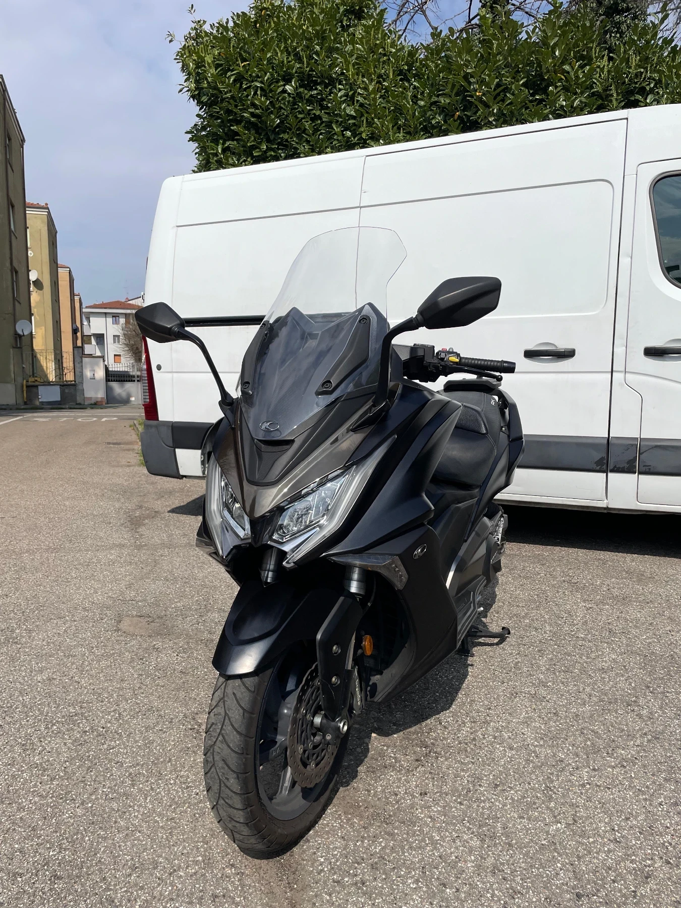 Kymco AK 550 TC* ABS* LED* ST, снимка 2 - Мотоциклети и мототехника - 53925041