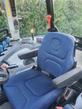 Трактор New Holland T5.95, снимка 4