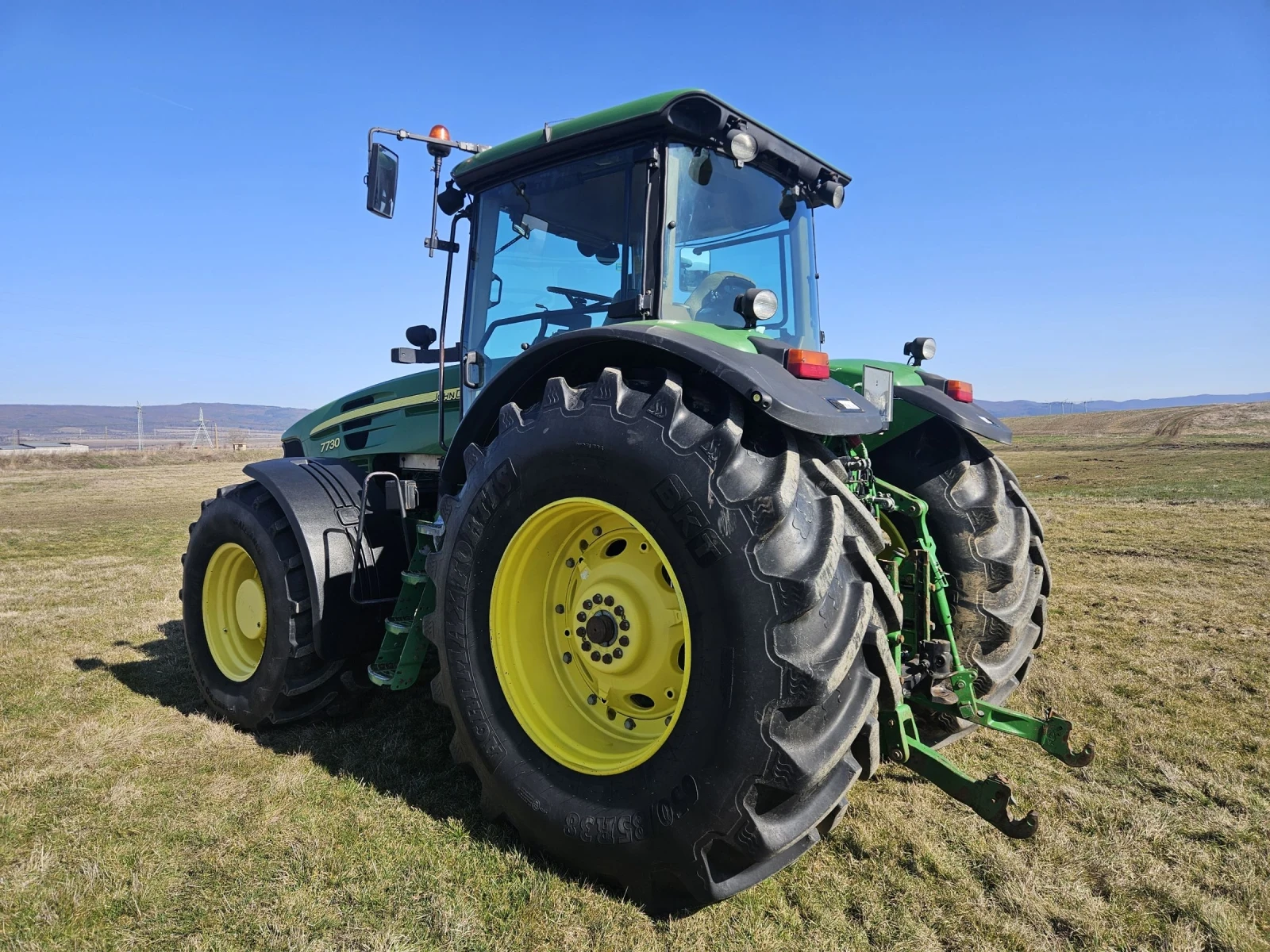 Трактор John Deere 7730 - изображение 8