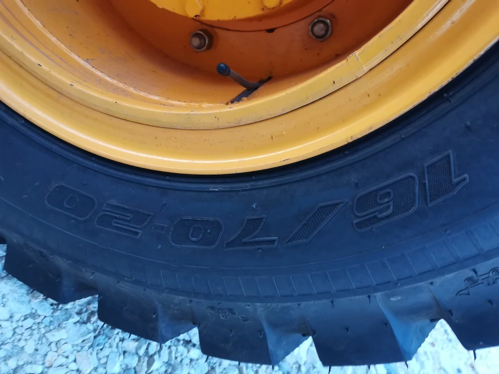 ����� ������� Komatsu ����� ��������  2000�� | Mobile.bg � ����������� 6