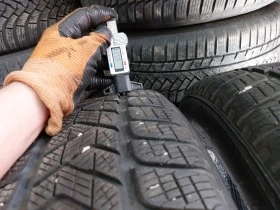 Гуми Зимни 215/65R17, снимка 4