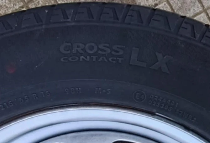 Гуми с джанти Continental 215/65R16, снимка 3 - Гуми и джанти - 52046719