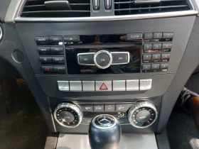 Mercedes-Benz C 200, снимка 13
