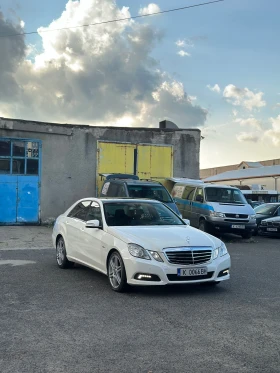Mercedes-Benz E 220, снимка 2