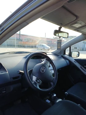 Toyota Yaris, снимка 6
