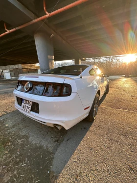 Ford Mustang Ford Mustang GT 5.0 V8 | Ръчна | 2014, снимка 6