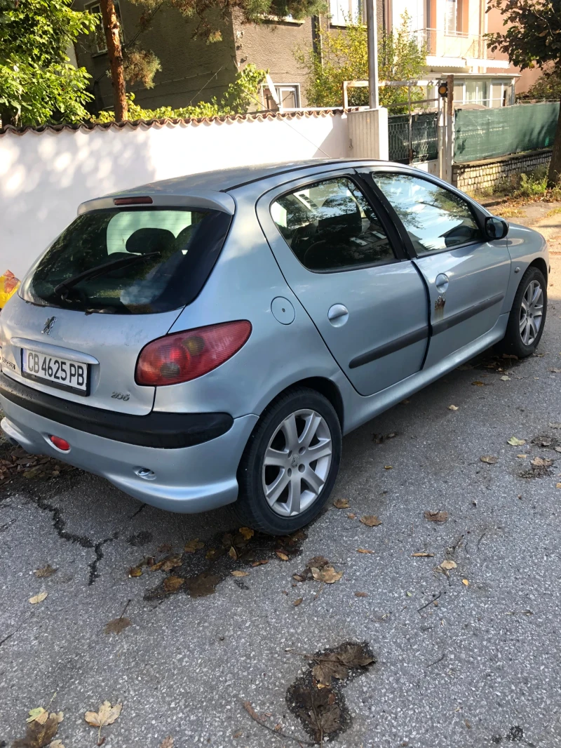 Peugeot 206, снимка 4 - Автомобили и джипове - 47492190