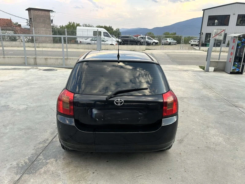 Toyota Corolla, снимка 9 - Автомобили и джипове - 47498768