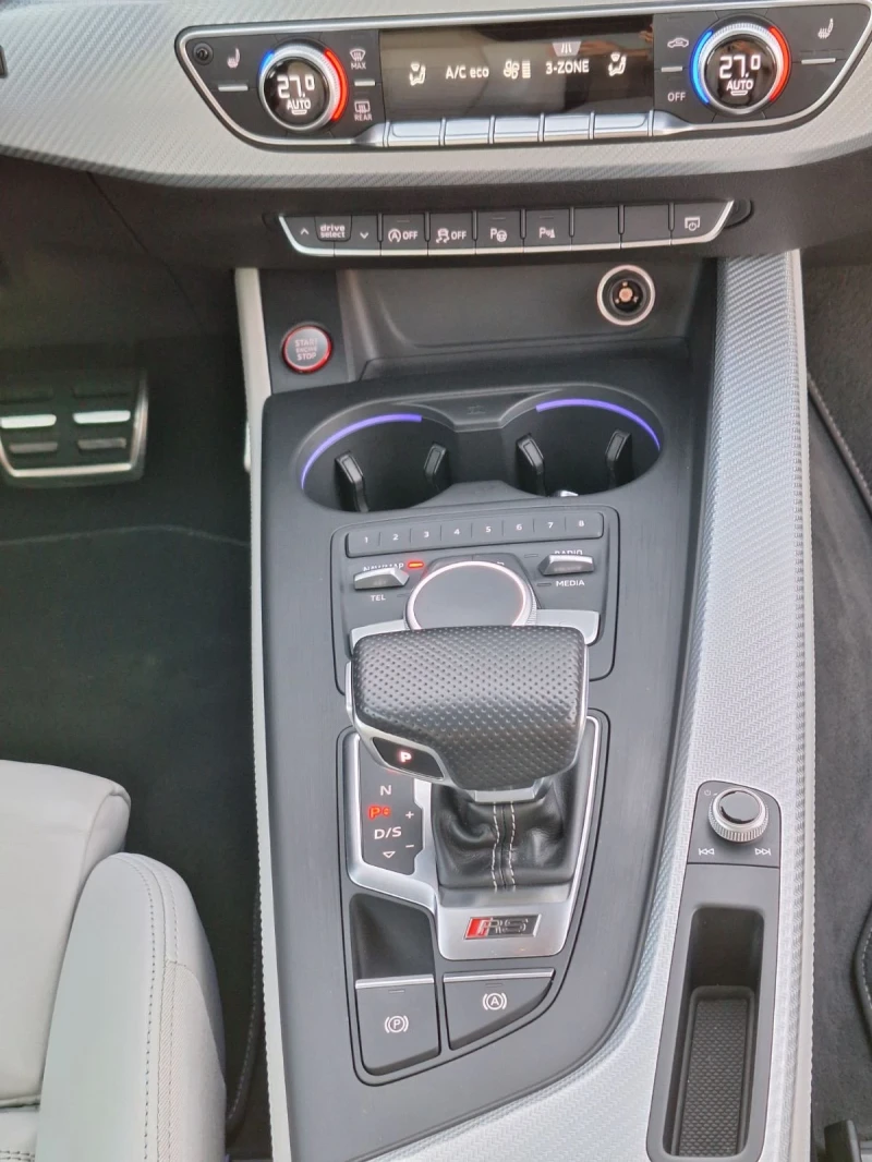 Audi Rs5 * FULL* HEADUP* 360 * DIST* Massage* B&O, снимка 14 - Автомобили и джипове - 48767307