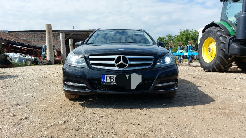 Mercedes-Benz C 200, снимка 2 - Автомобили и джипове - 49581544