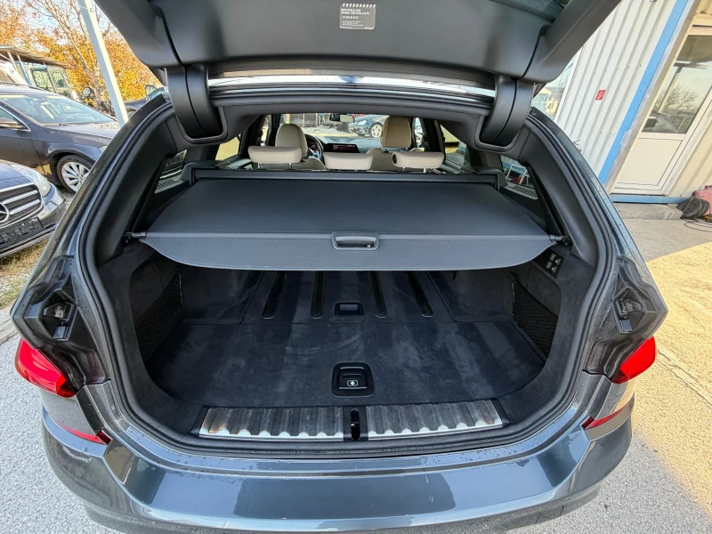 BMW 320 xDrive M-Paket Швейцария, снимка 17 - Автомобили и джипове - 52654060