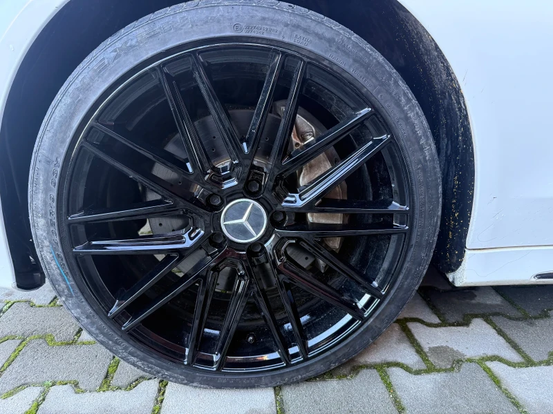 Mercedes-Benz C 300 AMG 4 MATIC, снимка 9 - Автомобили и джипове - 52895922