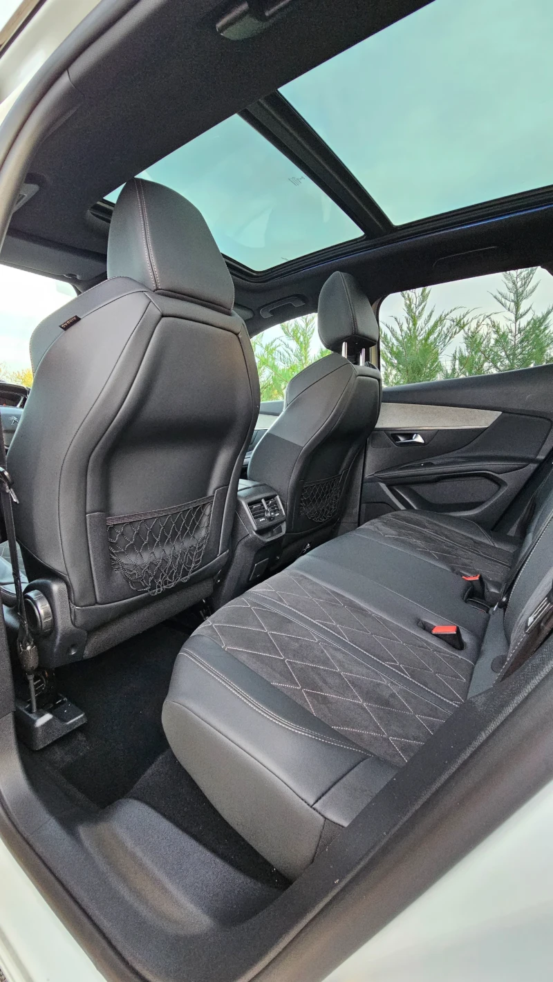 Peugeot 3008 GT-Line* Aut. EAT8* LED* Pano* Kam.360* KeyGo* , снимка 13 - Автомобили и джипове - 52550405
