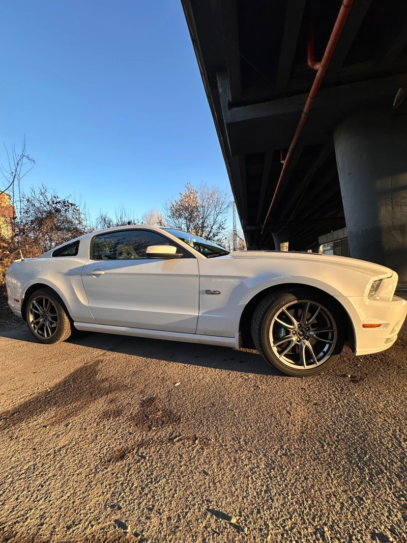 Ford Mustang Ford Mustang GT 5.0 V8 | Ръчна | 2014, снимка 5 - Автомобили и джипове - 52790391