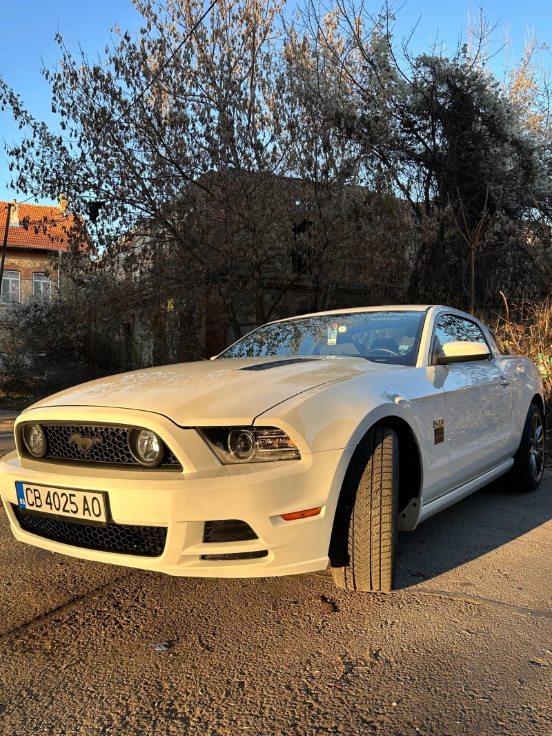 Ford Mustang Ford Mustang GT 5.0 V8 | Ръчна | 2014, снимка 2 - Автомобили и джипове - 52790391