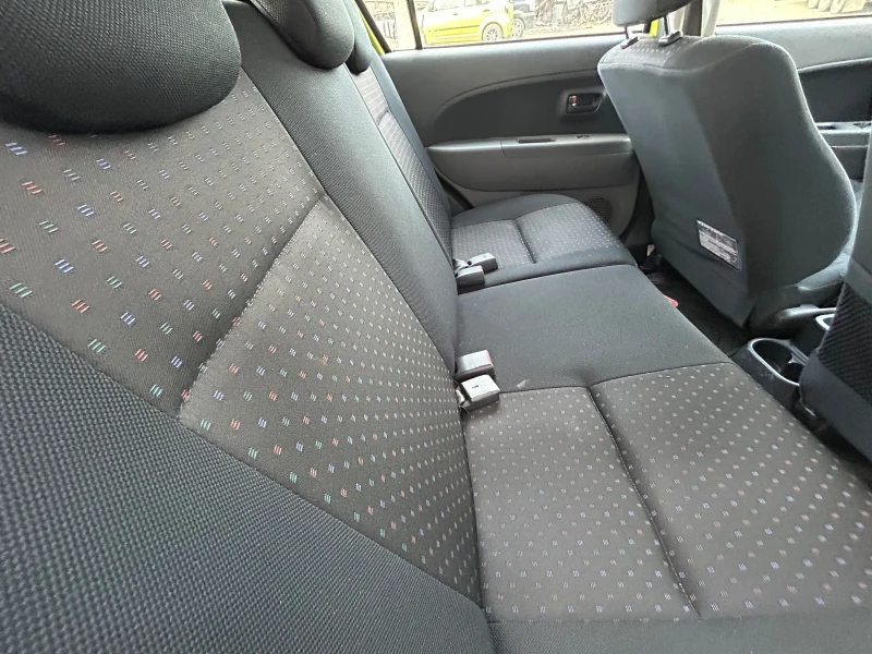 Daihatsu Sirion, снимка 11 - Автомобили и джипове - 53011128