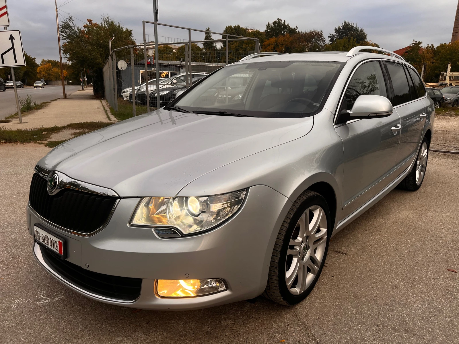 Skoda Superb 3.6 LUKS - изображение 2