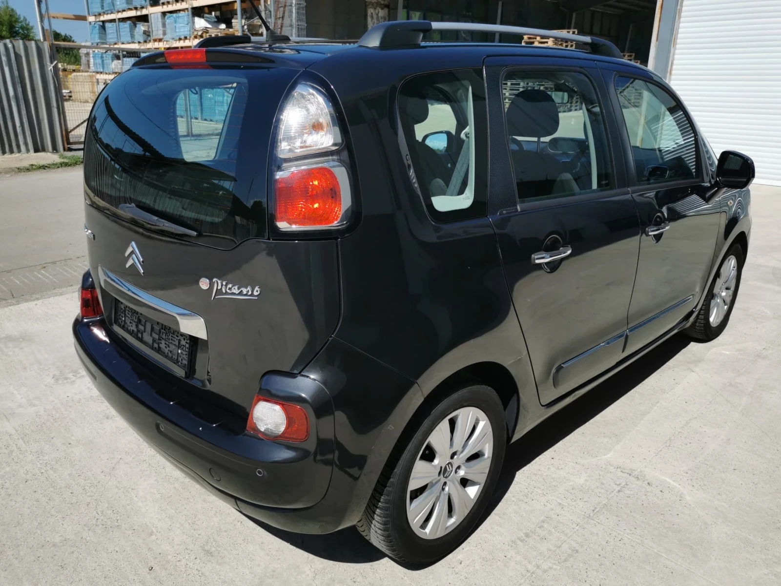 Citroen C3 Picasso 1.6* HDI* EXCLUSIVE* ТОП ОФЕРТА  - изображение 6