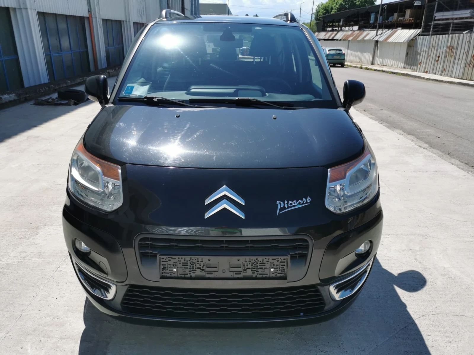 Citroen C3 Picasso 1.6* HDI* EXCLUSIVE* ТОП ОФЕРТА  - изображение 2