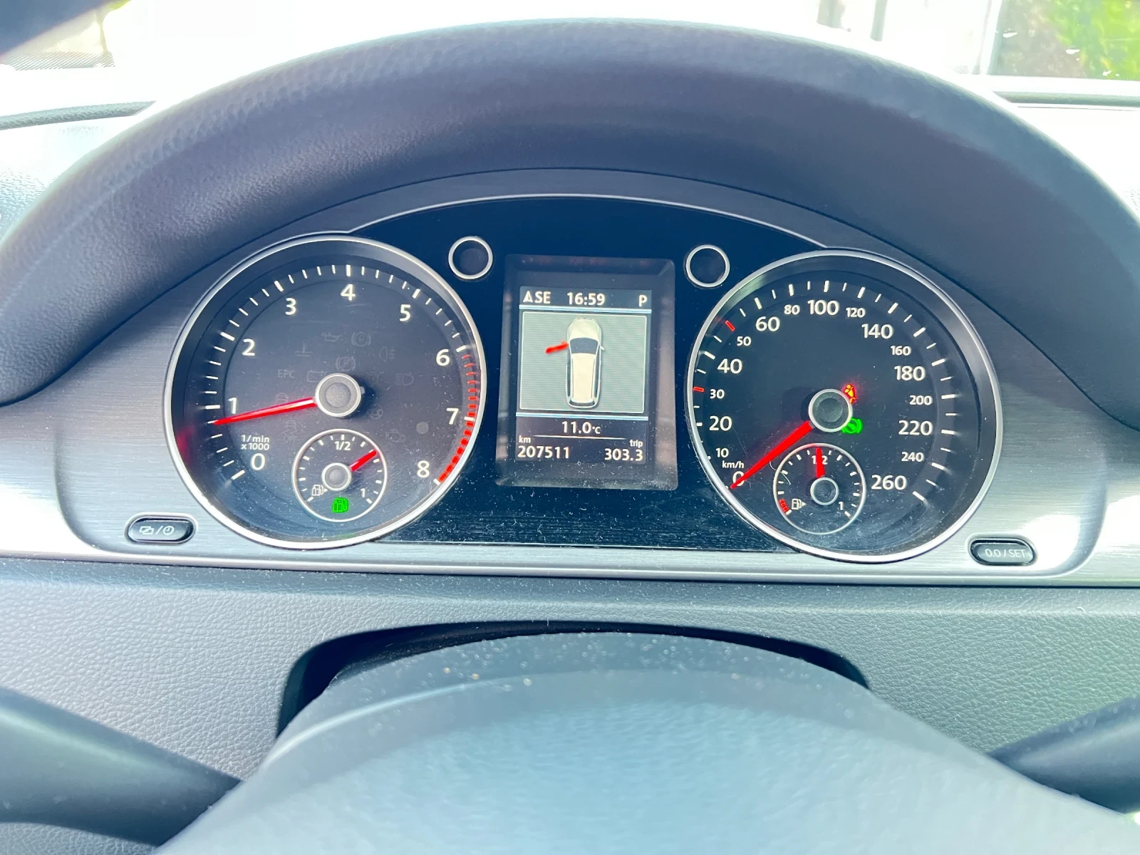 VW Passat  1.4 150.  | Mobile.bg   14