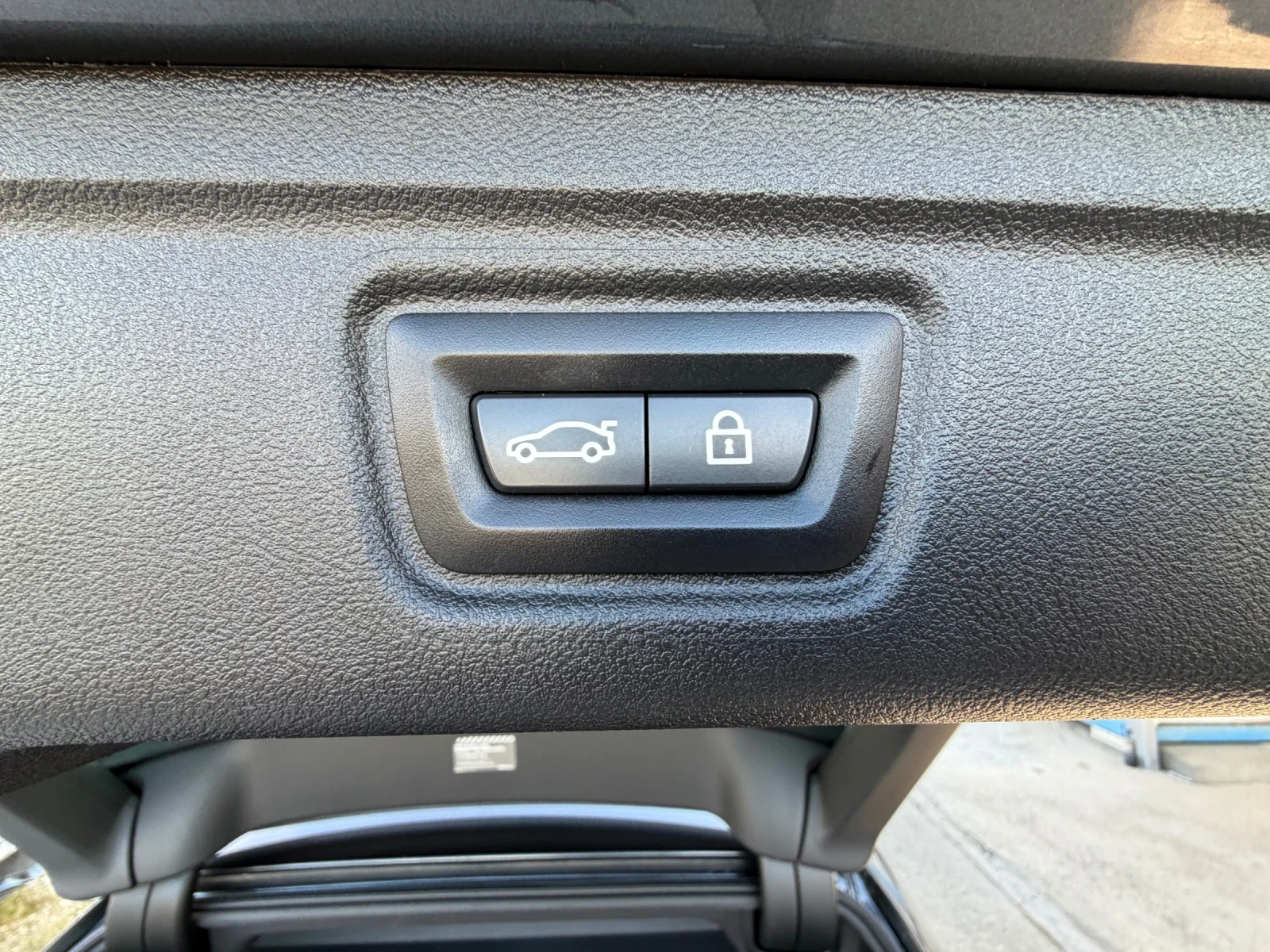 BMW 320 xDrive M-Paket  | Mobile.bg   16