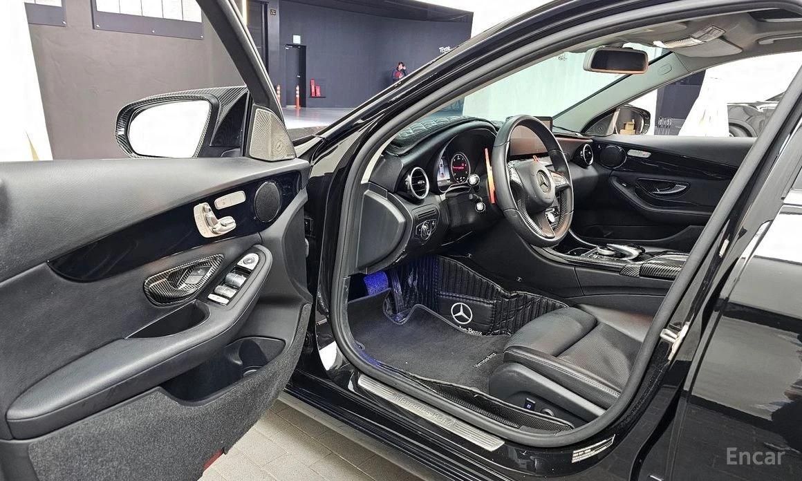 Mercedes-Benz C 200, снимка 10 - Автомобили и джипове - 53985013
