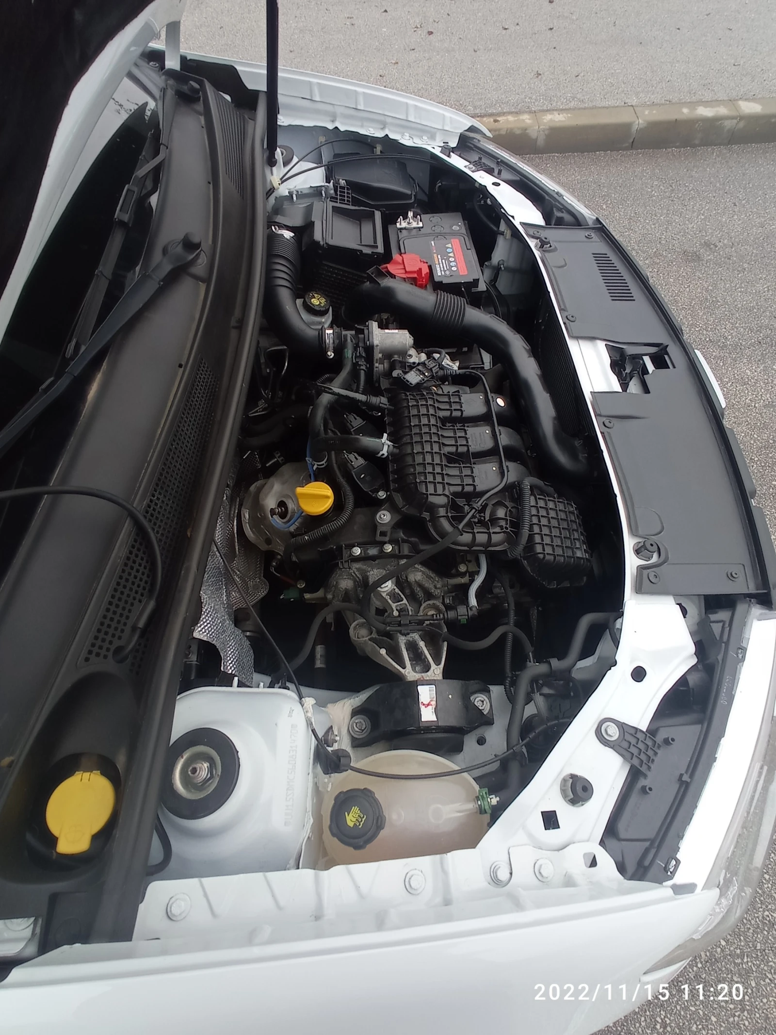 Dacia Sandero 1.0.Газов Инж., снимка 4 - Автомобили и джипове - 54144044