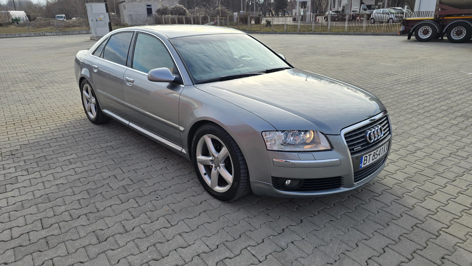 Audi A8 D3, Bixenon, Bose, Chip tuning-272hp, снимка 2 - Автомобили и джипове - 54239955