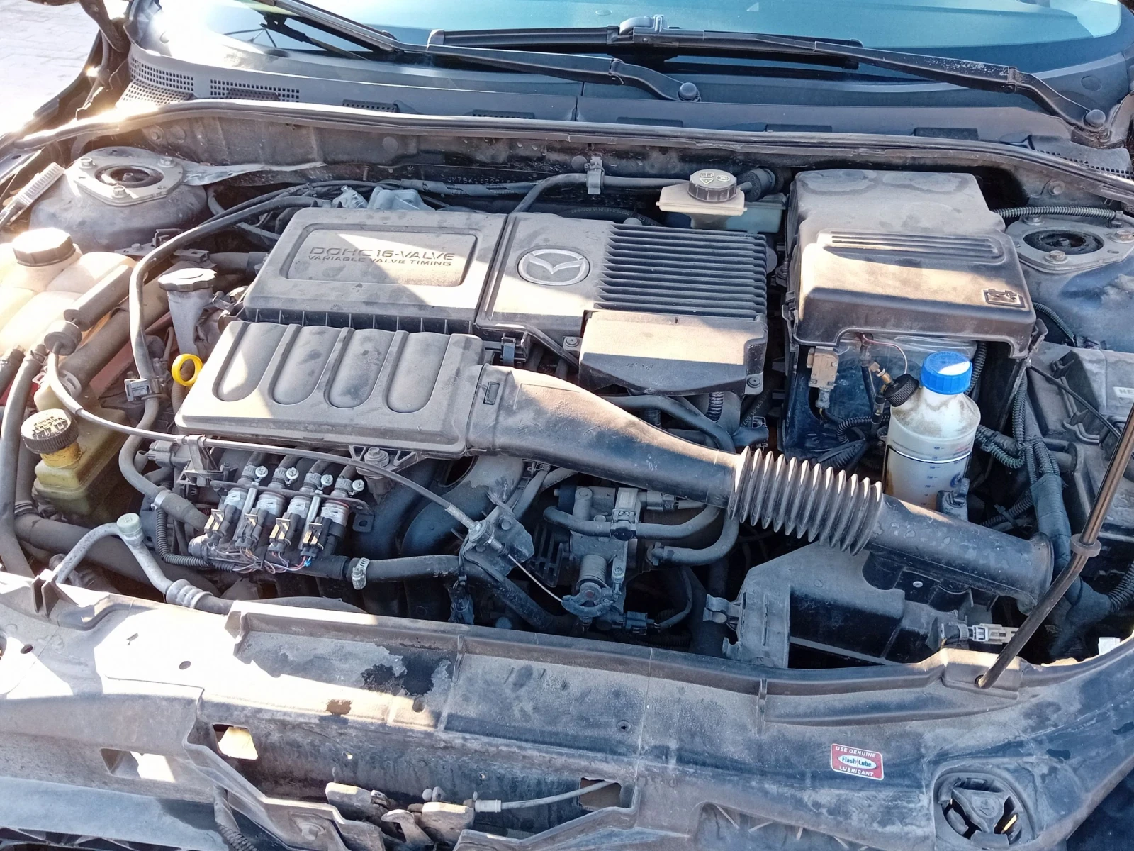 Mazda 3 1.6i Газ.Инж , снимка 14 - Автомобили и джипове - 54569873