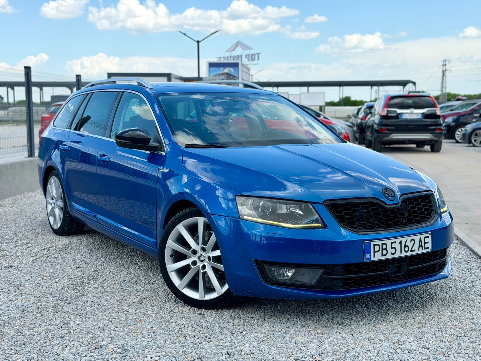 Skoda Octavia  Sport Line / AVTOMAT / NAVI / PANORAMA / FULL, снимка 3 - Автомобили и джипове - 54710995