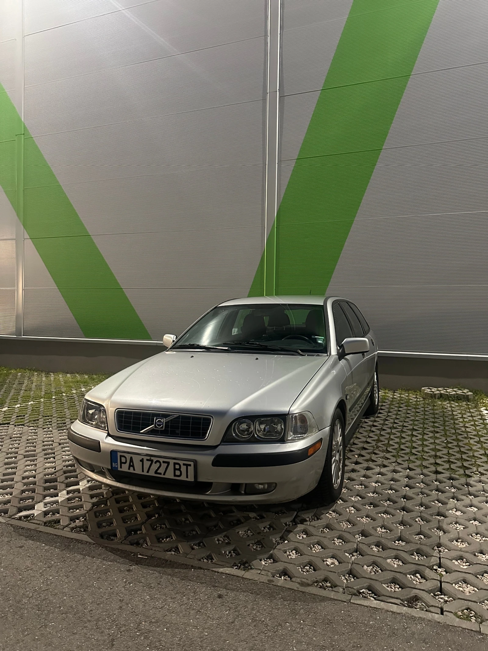 Volvo V40 | Mobile.bg � ����������� 2