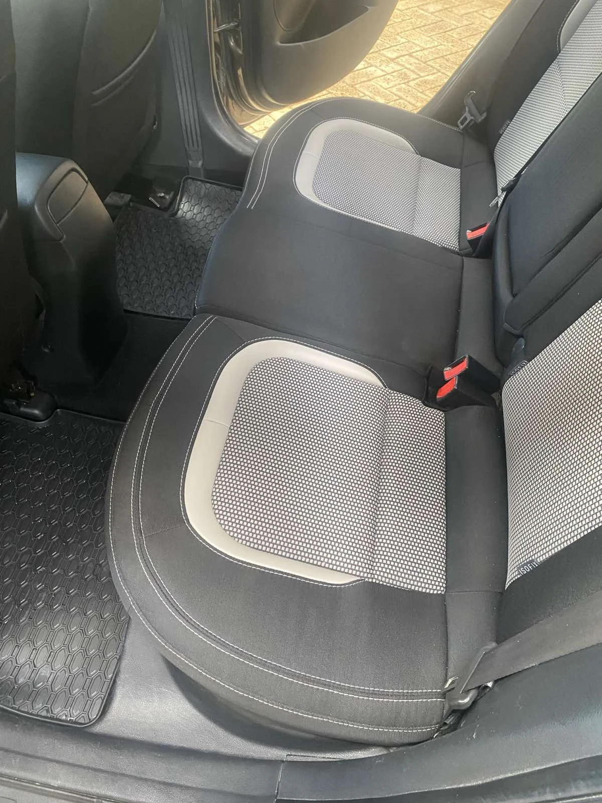 Kia Ceed 1, 6 D, снимка 7 - Автомобили и джипове - 54886539