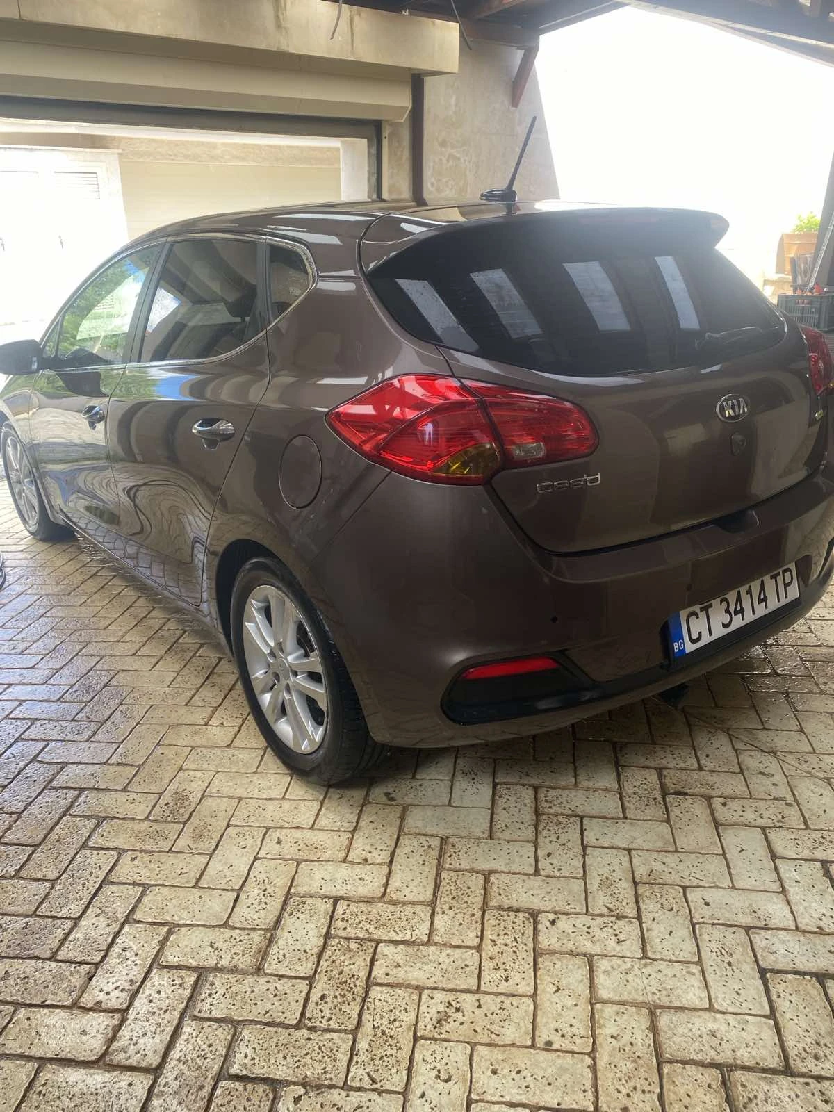 Kia Ceed 1, 6 D, снимка 4 - Автомобили и джипове - 54886539