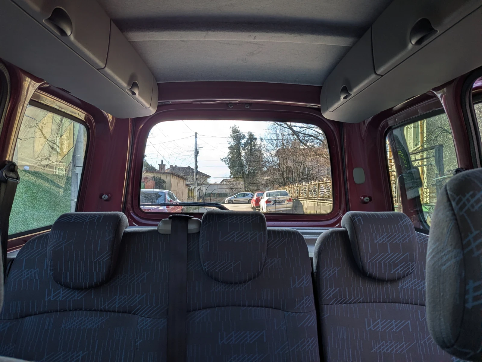 Renault Kangoo 1.6 16V EXCLUSIVE, снимка 16 - Автомобили и джипове - 55346803