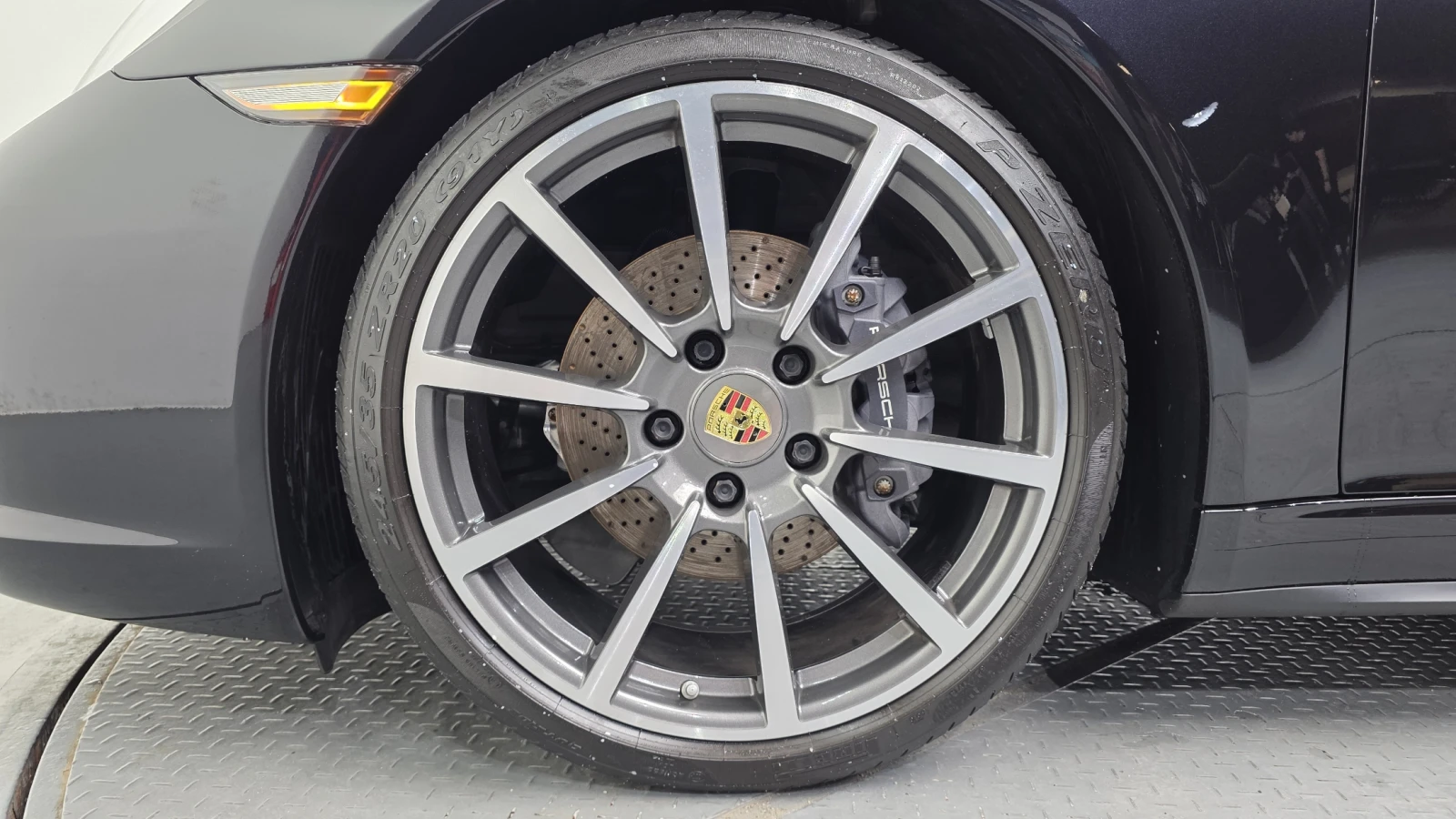 Porsche 911 Carrera 4* ЛЮК* ПОДГРЕВ ВОЛАН* КРАЙНА ЦЕНА, снимка 5 - Автомобили и джипове - 55378670