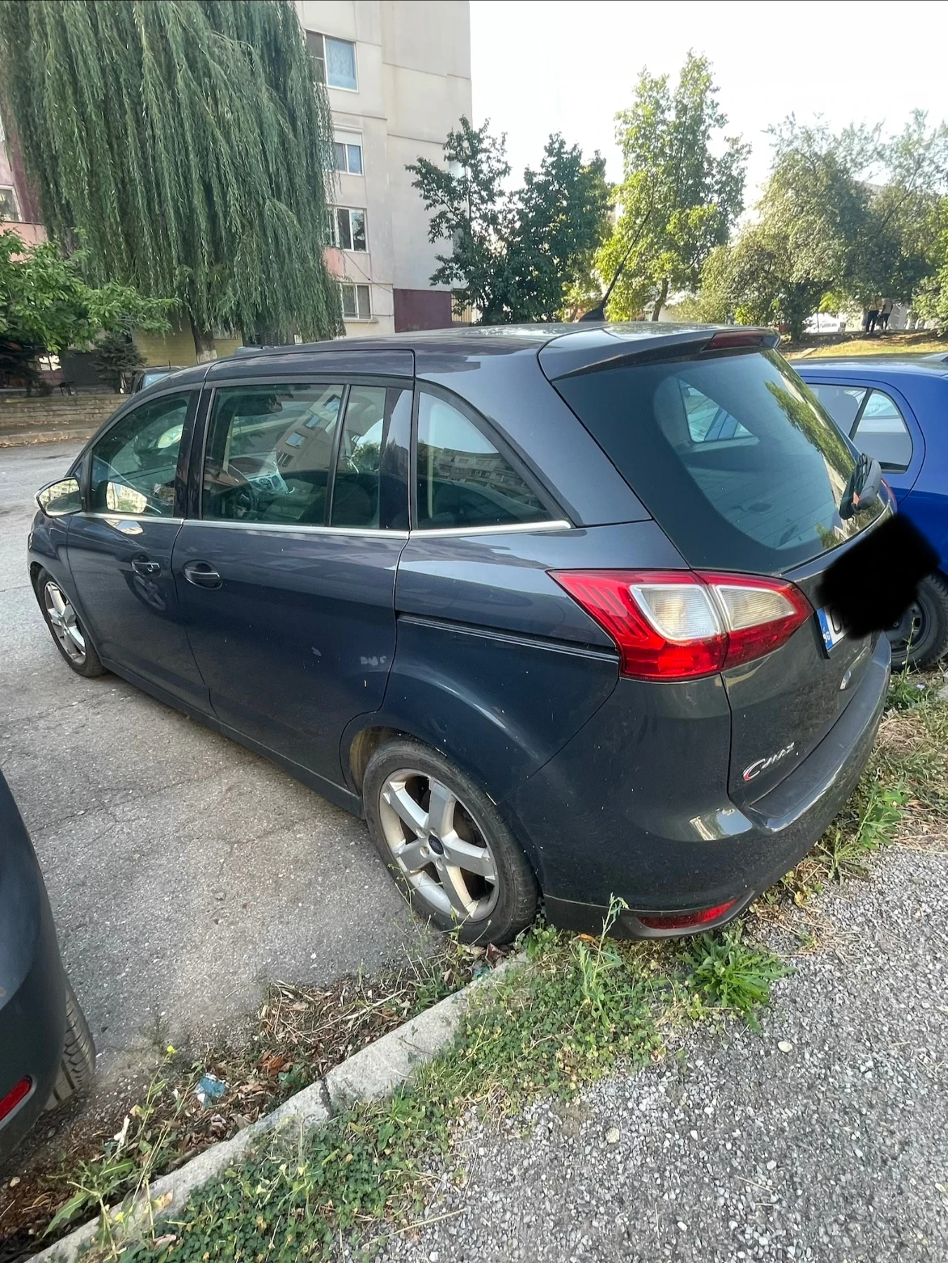 Ford Grand C-Max, снимка 3 - Автомобили и джипове - 55686365