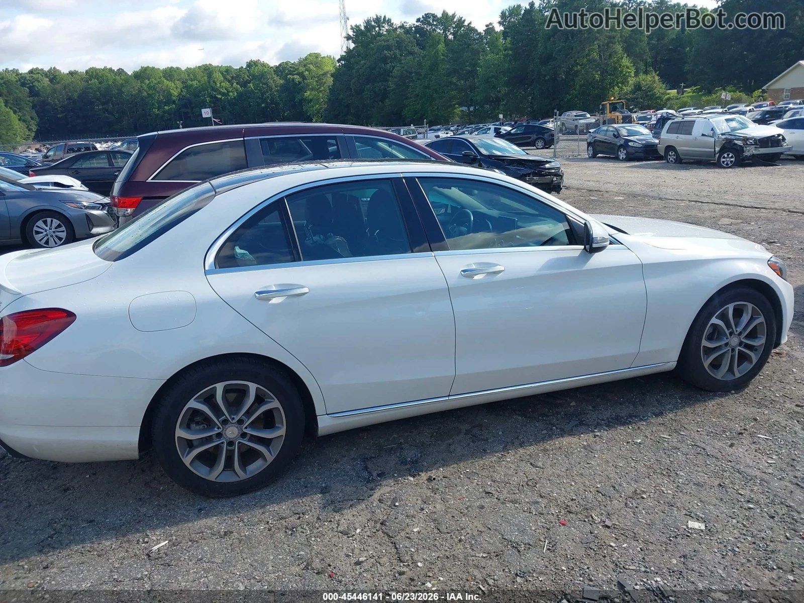 Mercedes-Benz C 300 4MATIC* Burmester* Панорама* Цена до БГ, снимка 8 - Автомобили и джипове - 55778169