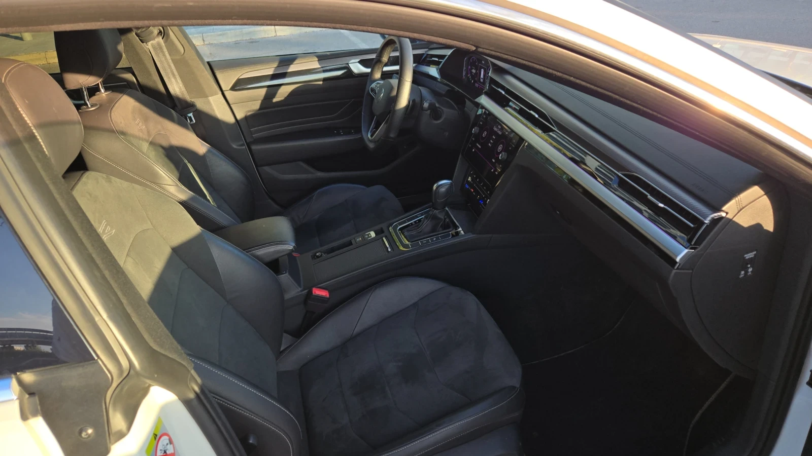 VW Arteon Shooting Brake, снимка 12 - Автомобили и джипове - 56444504