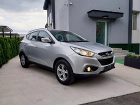 Hyundai IX35 2.0 CRDI* 4x4* 136кс.* ТЕГЛИЧ* Кожа* Подгрев* , снимка 2