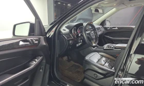 Mercedes-Benz GLE GLE350 d 4MATIC, снимка 10