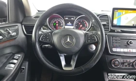 Mercedes-Benz GLE GLE350 d 4MATIC, снимка 13